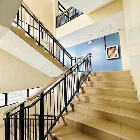 Felix Residences Cebu Esterno foto