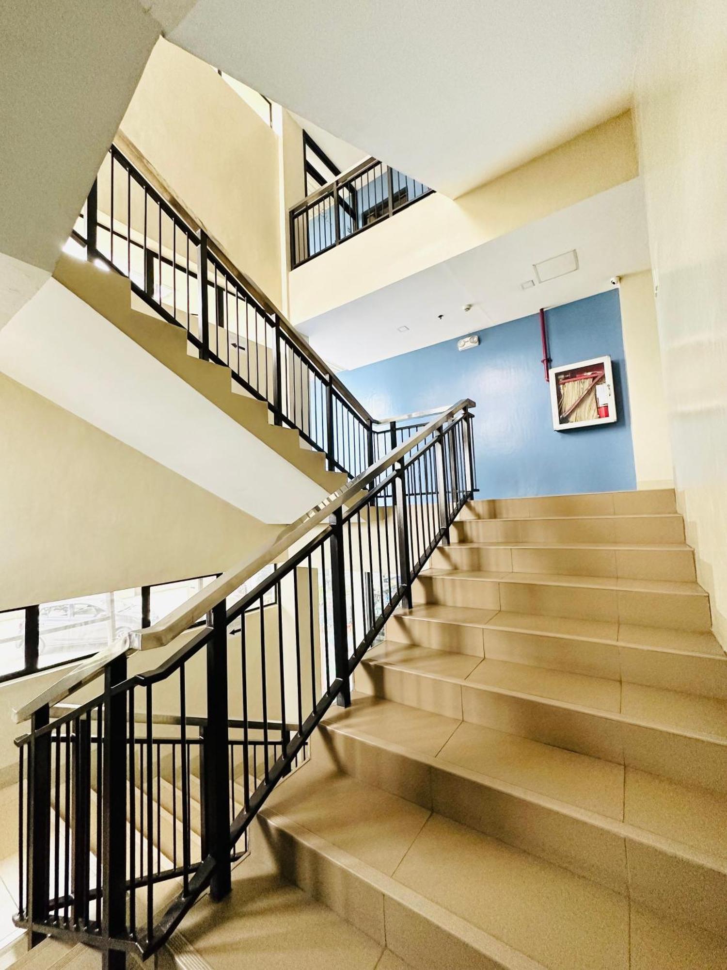 Felix Residences Cebu Esterno foto