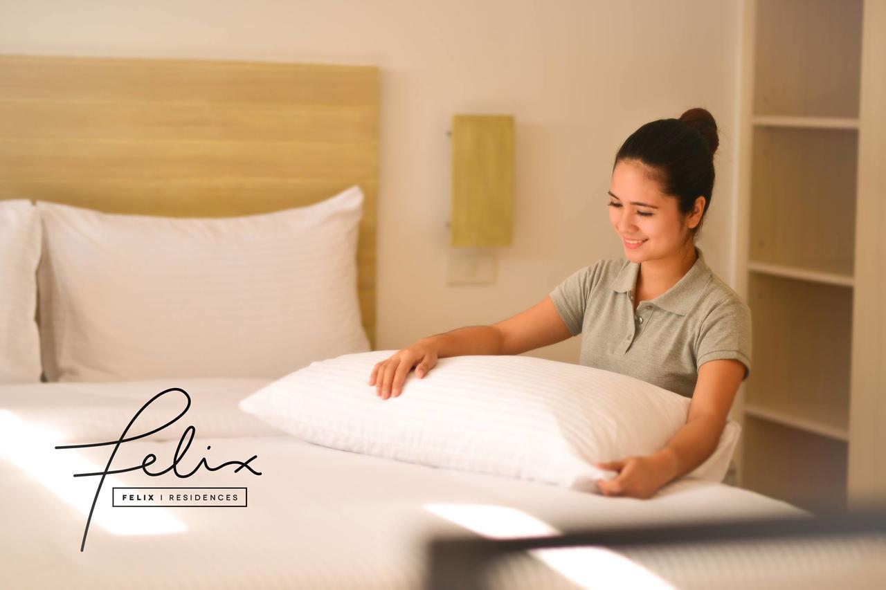 Felix Residences Cebu Esterno foto